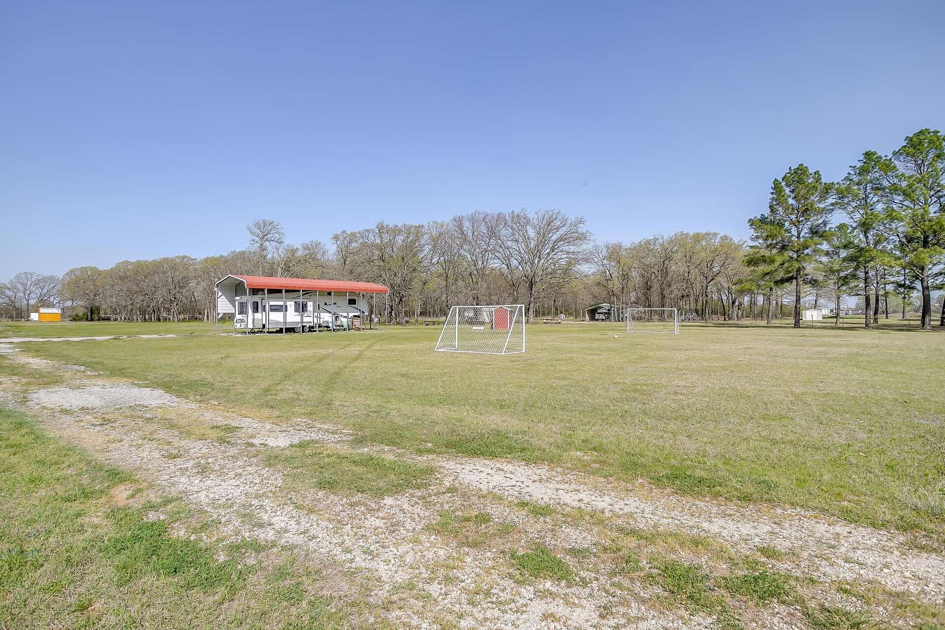 An image that shows 11833 Southview Drive (22 Of 34)