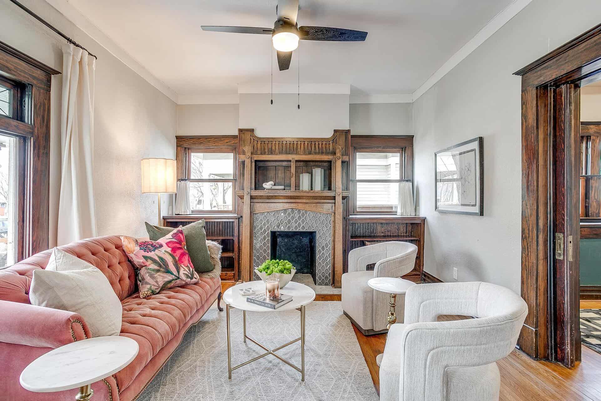 An image that shows 1405 S Henderson (10 Of 64)