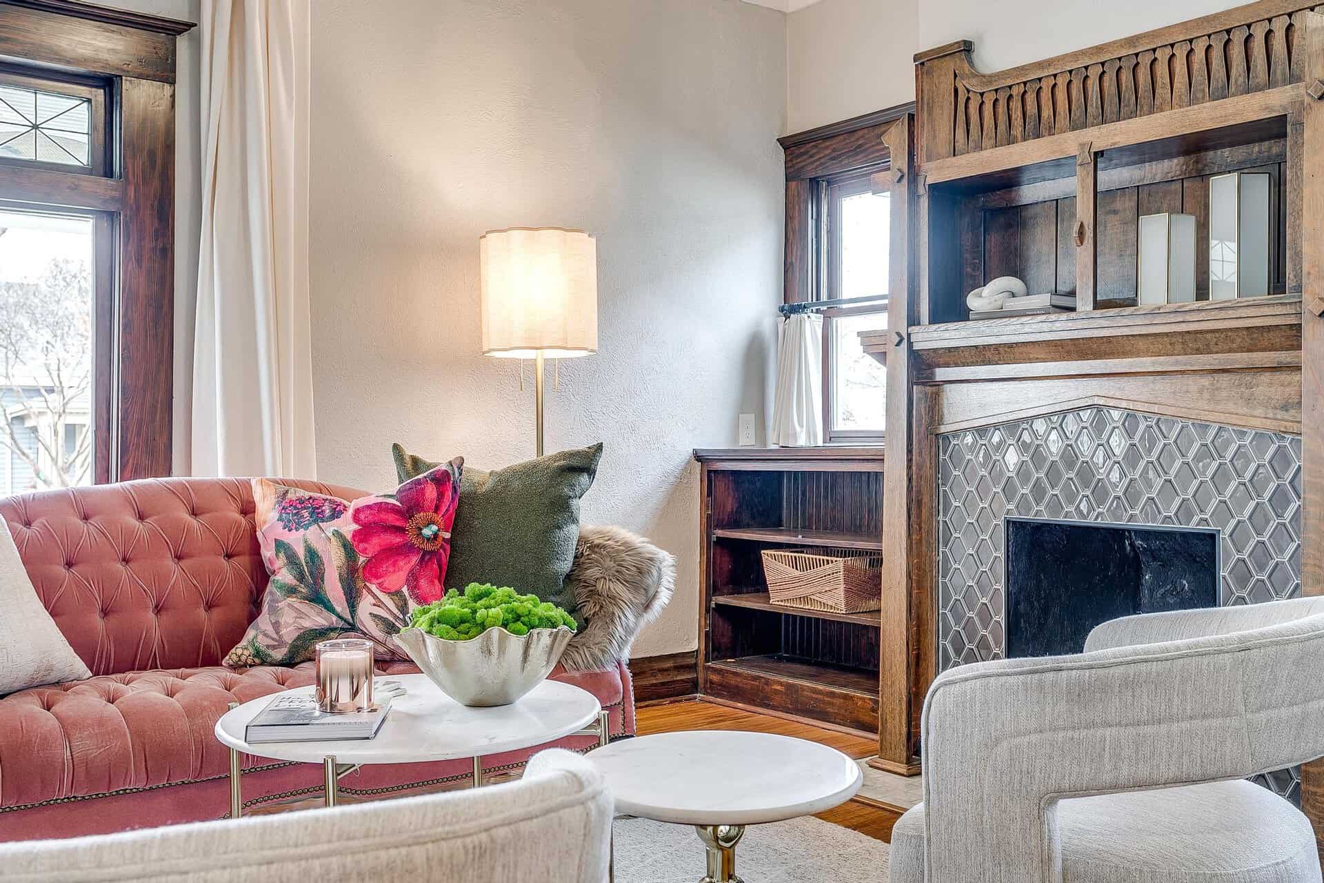 An image that shows 1405 S Henderson (15 Of 64)