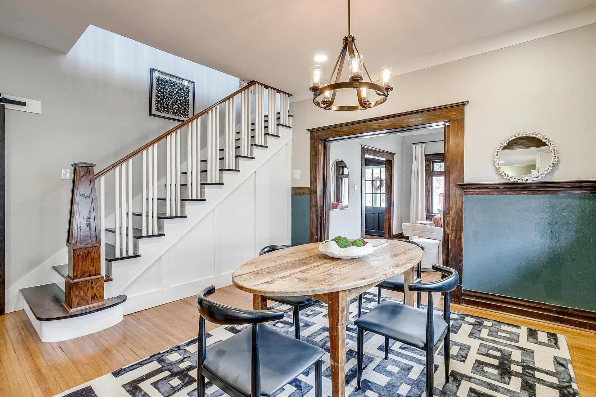 An image that shows 1405 S Henderson (18 Of 64)