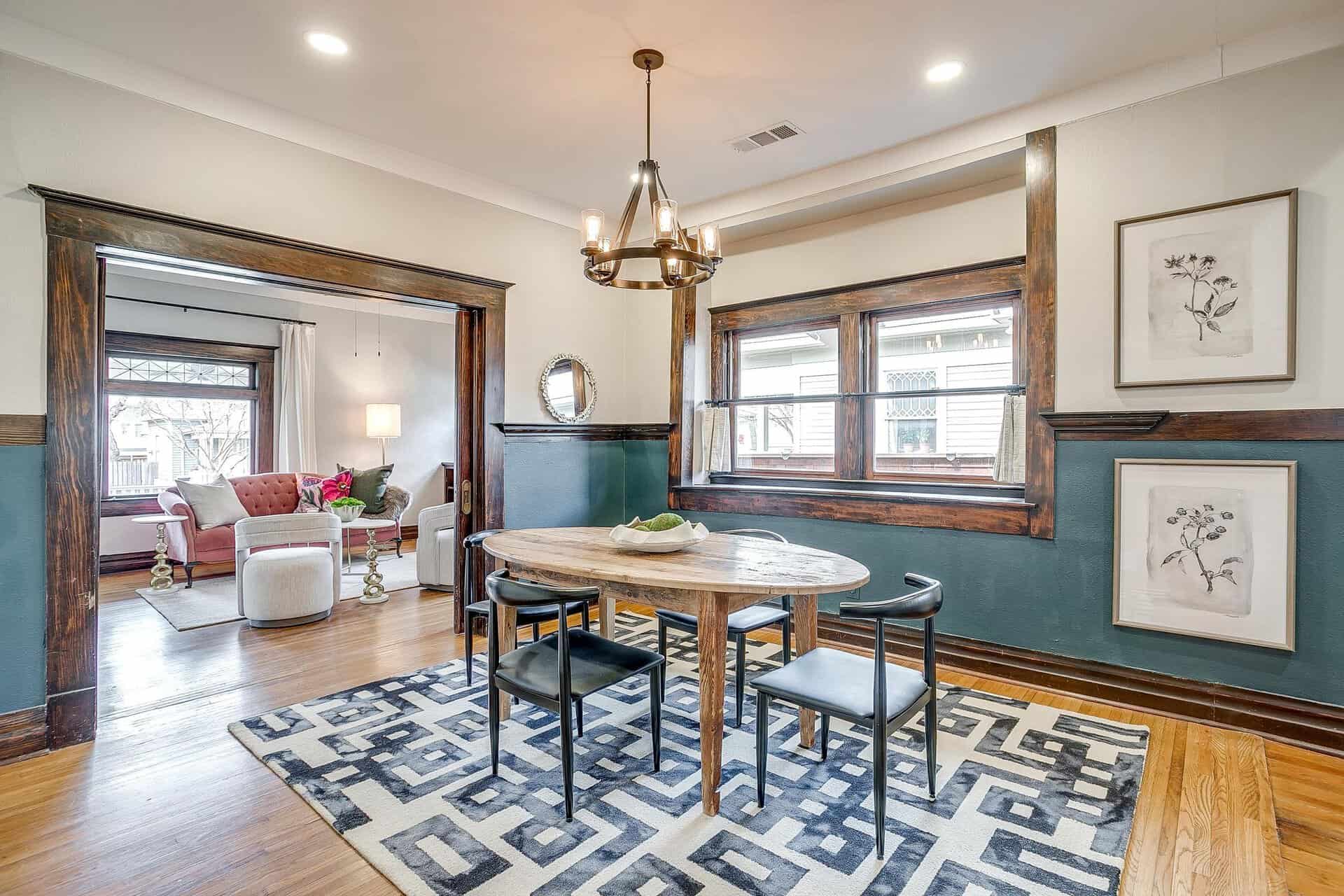 An image that shows 1405 S Henderson (19 Of 64)