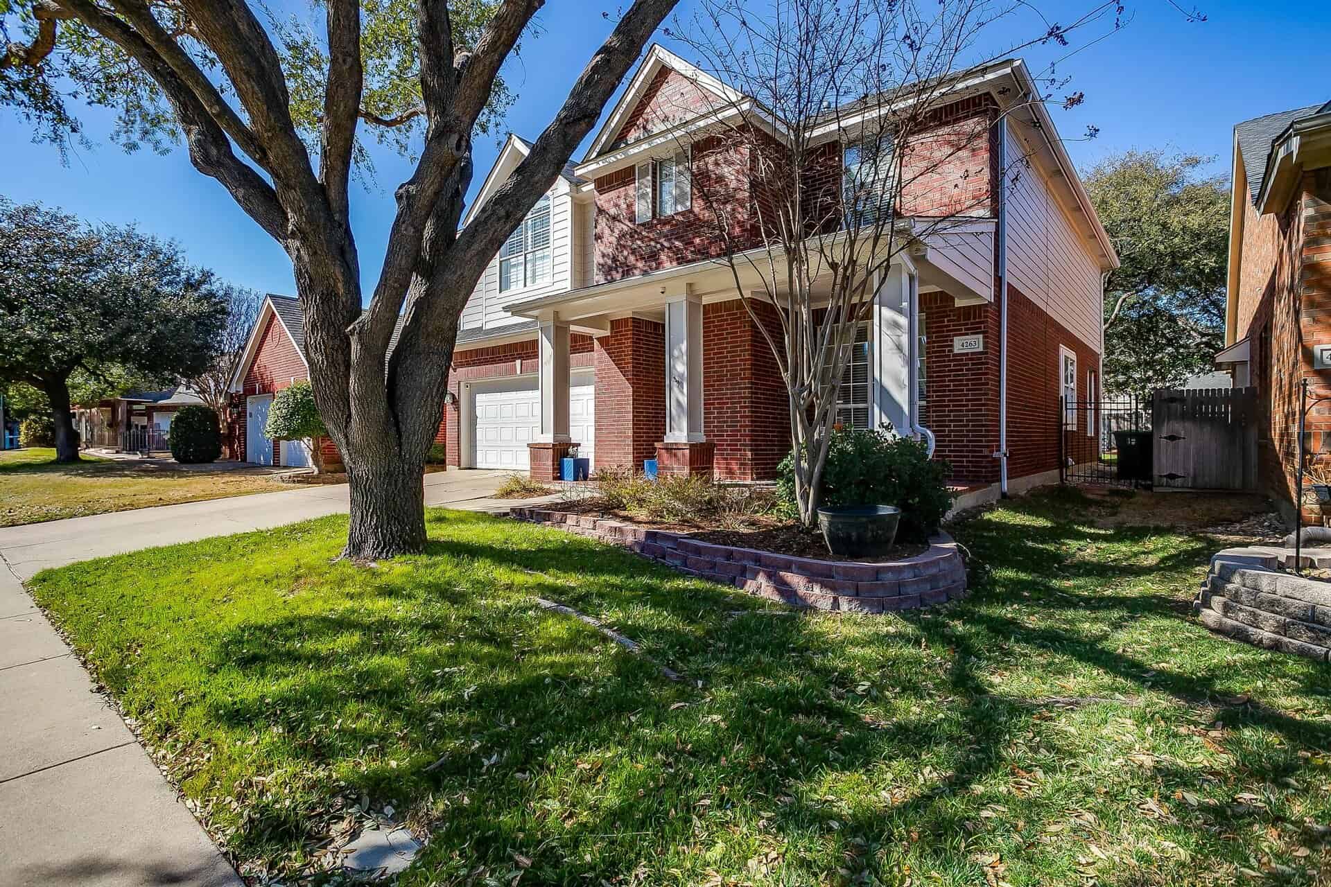 An image that shows 4263 Lake Villas Drive (3 Of 43)