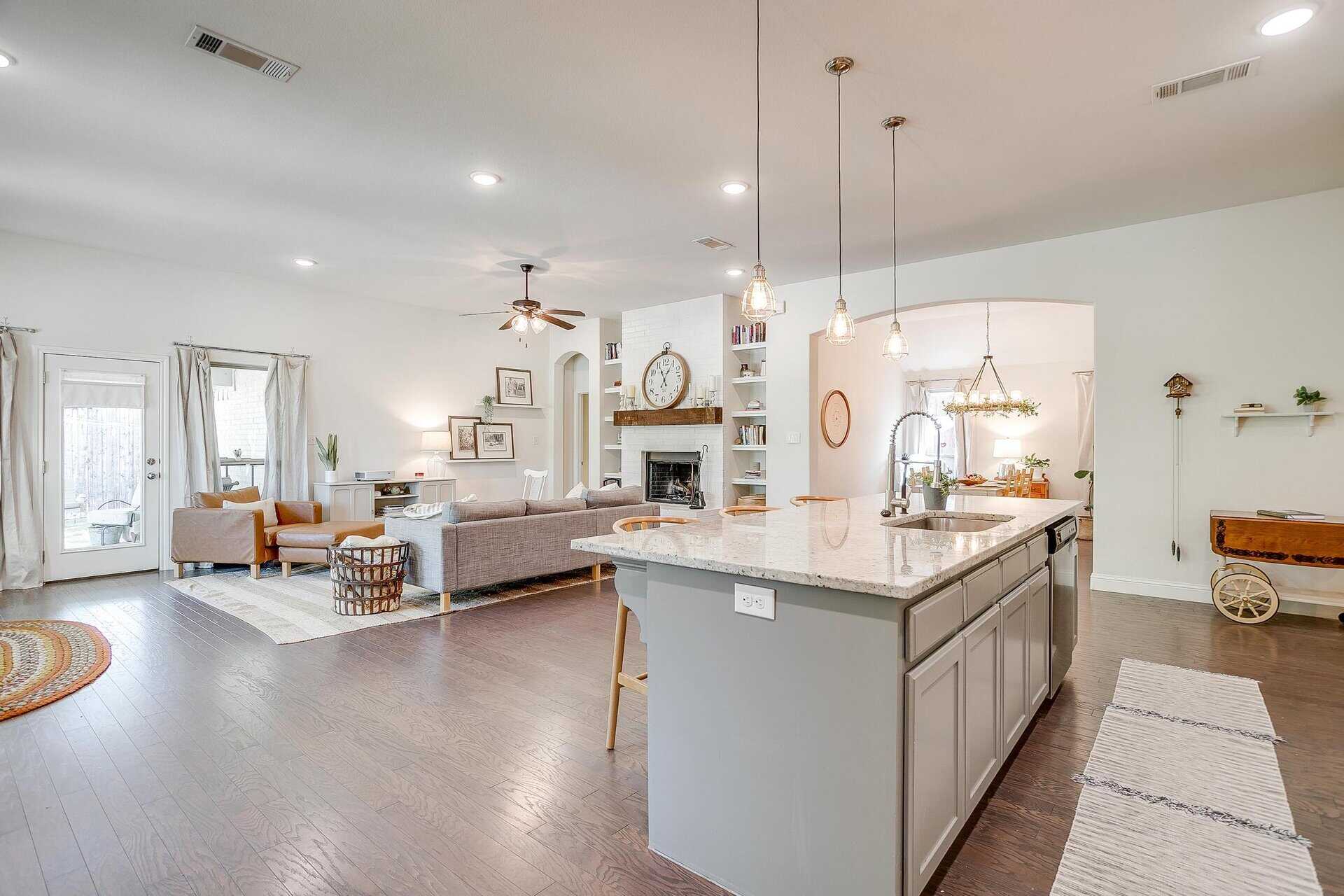 An image that shows 5220 Scott Rd (17 Of 58)