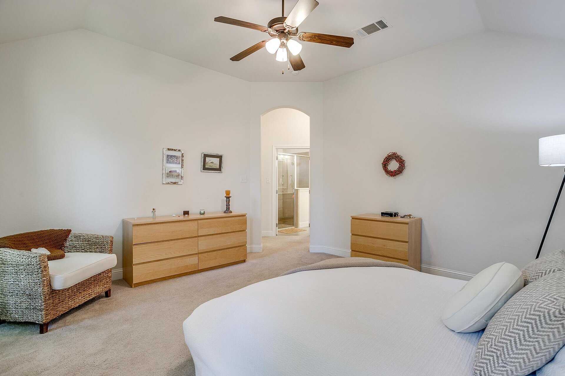 An image that shows 5220 Scott Rd (35 Of 58)