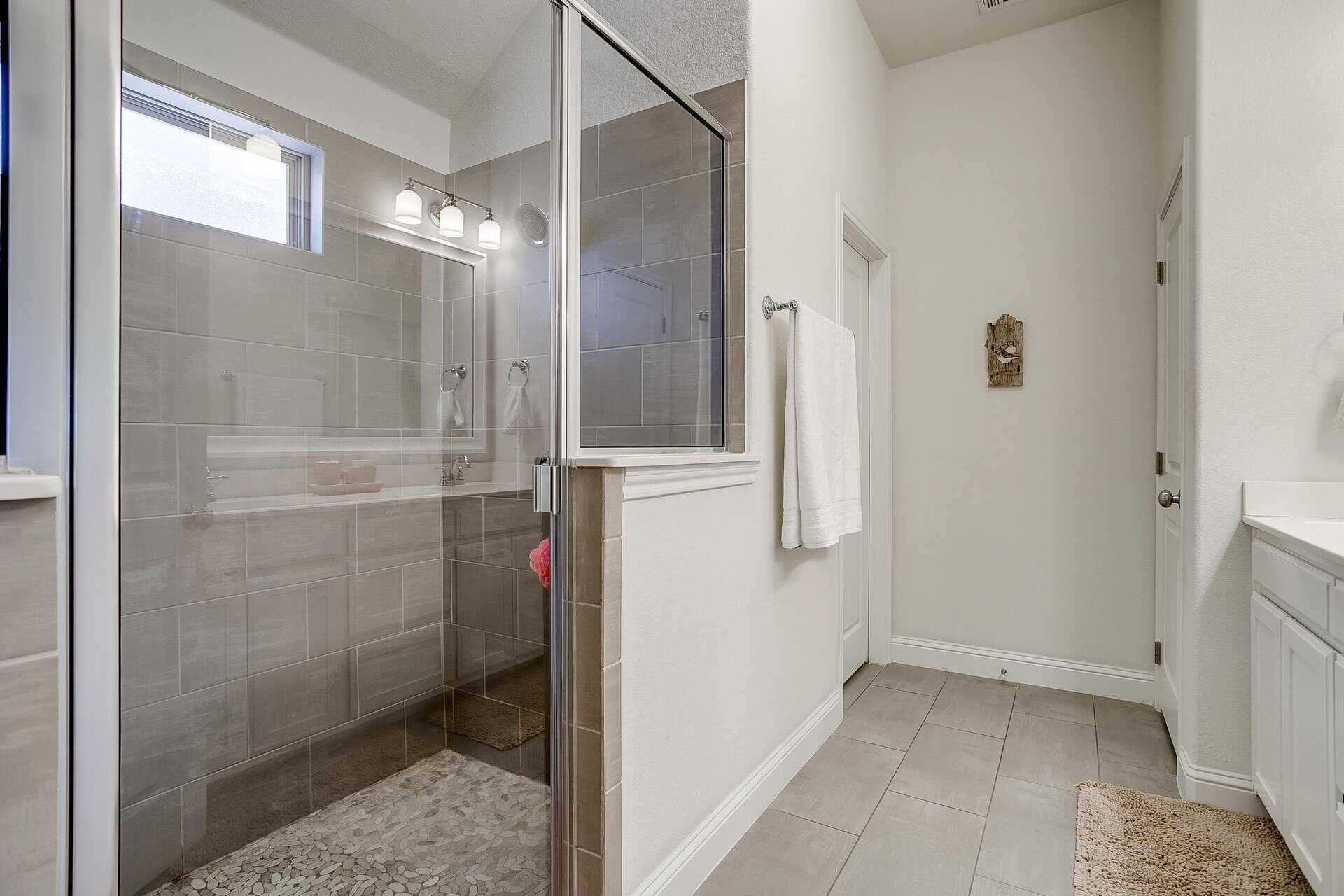 An image that shows 5220 Scott Rd (36 Of 58)