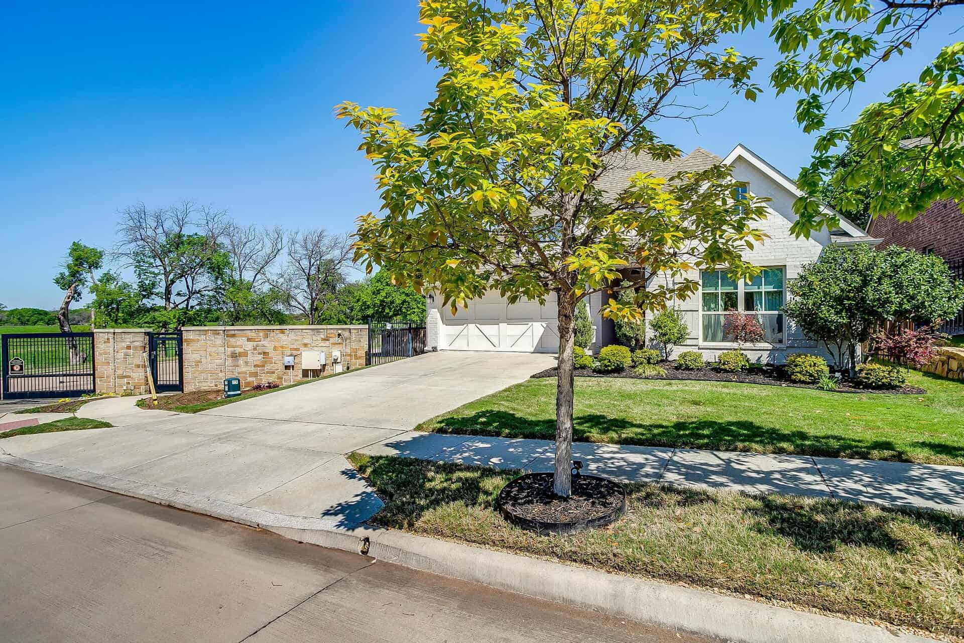 An image that shows 5220 Scott Rd (5 Of 58)