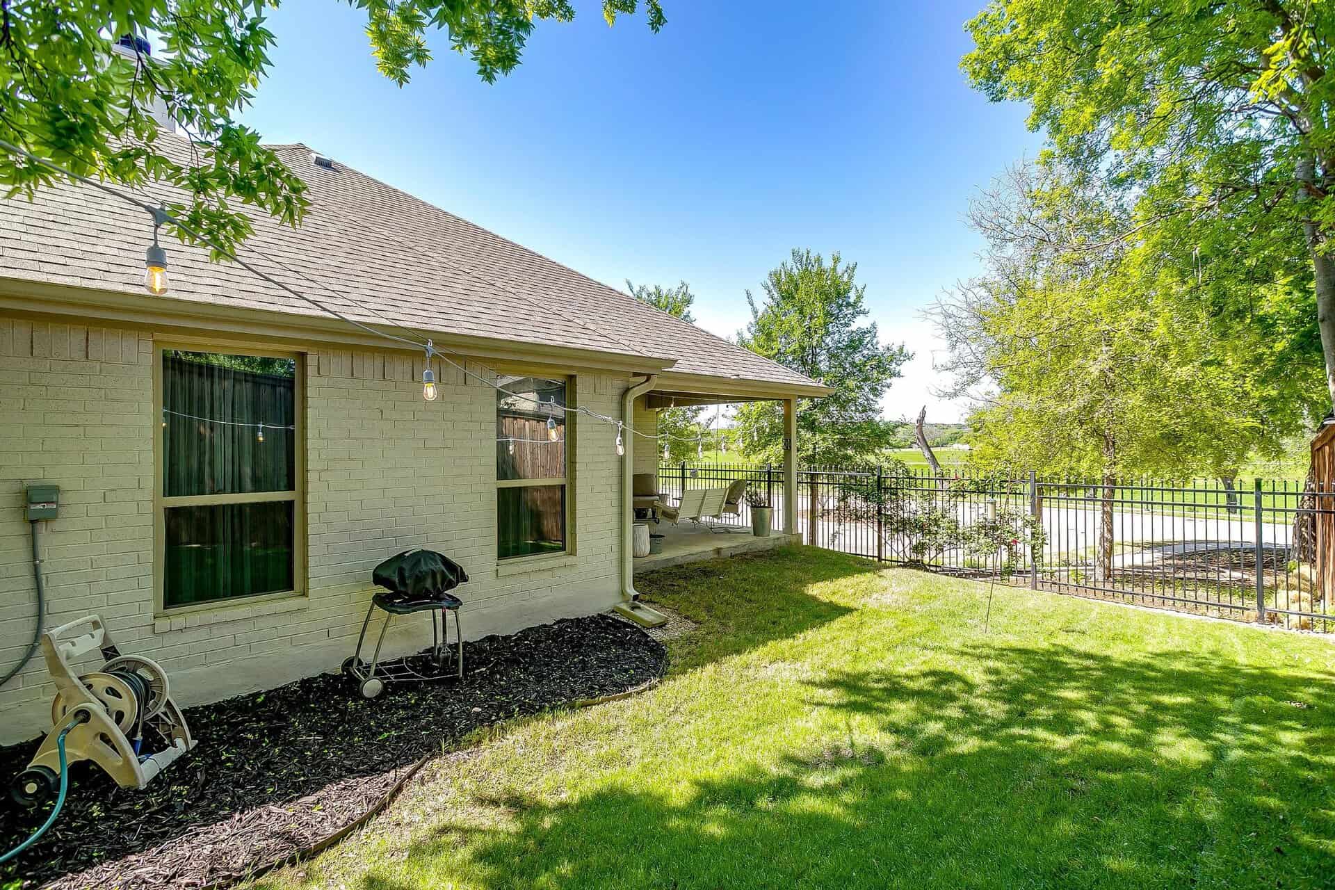 An image that shows 5220 Scott Rd (56 Of 58)