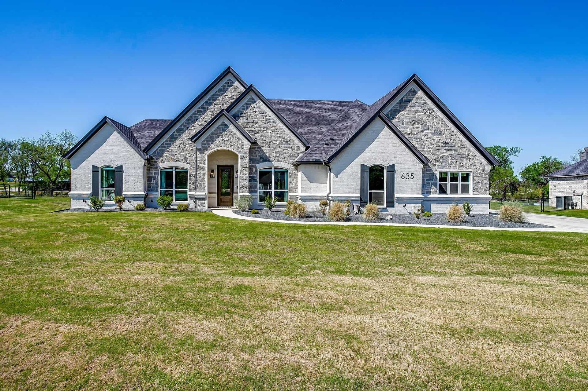 An image that shows 635 Winkler Way (12 Of 51)