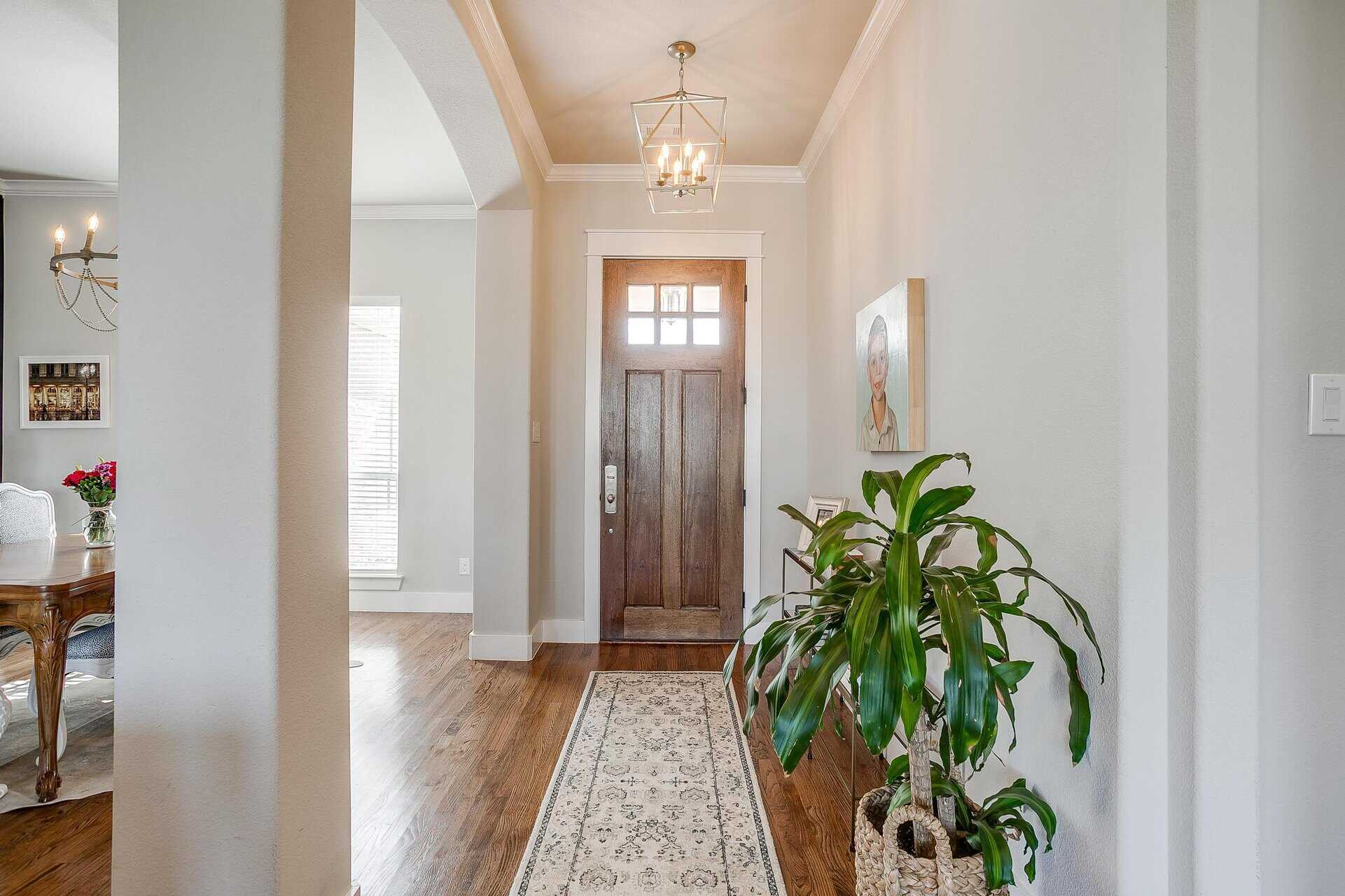 An image that shows 716 Prairie Timber Rd (1 Of 42)