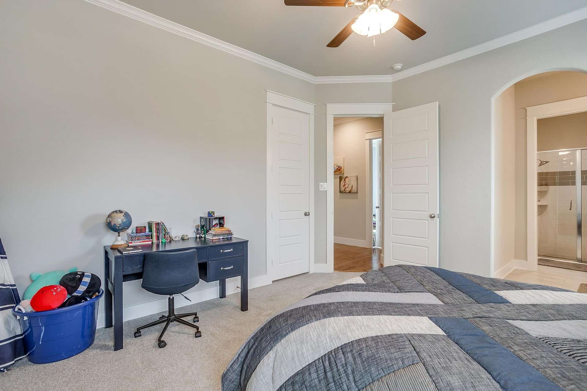 An image that shows 716 Prairie Timber Rd (24 Of 42)