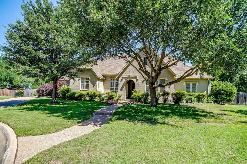 An image that shows 6700 Lions Gate Ct (12 Of 54)