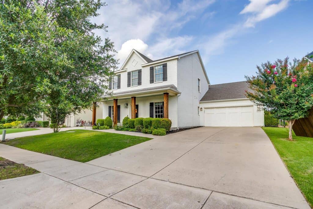 An image that shows 114 Parkview Dr (4 Of 49)