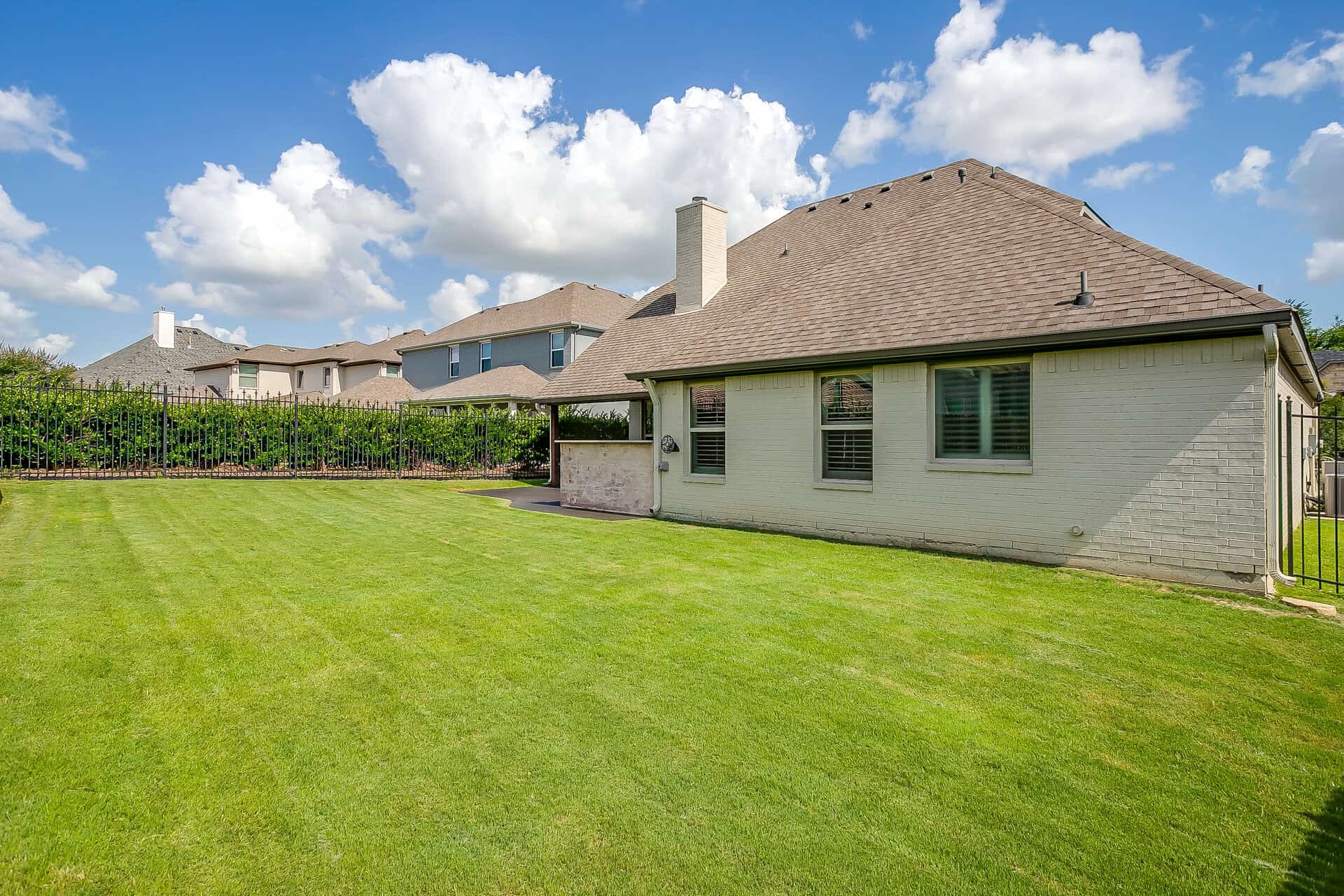 An image that shows 301 Bluestem (12 Of 13)