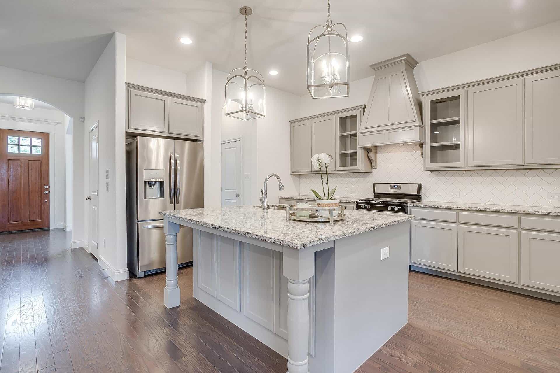 An image that shows 301 Bluestem Ln (10 Of 42)