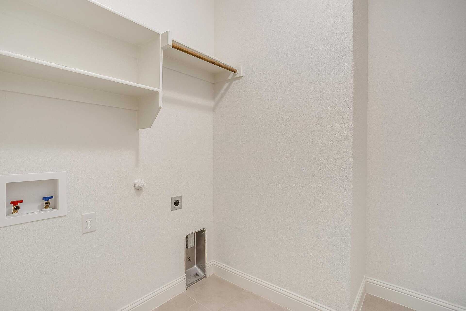 An image that shows 301 Bluestem Ln (42 Of 42)