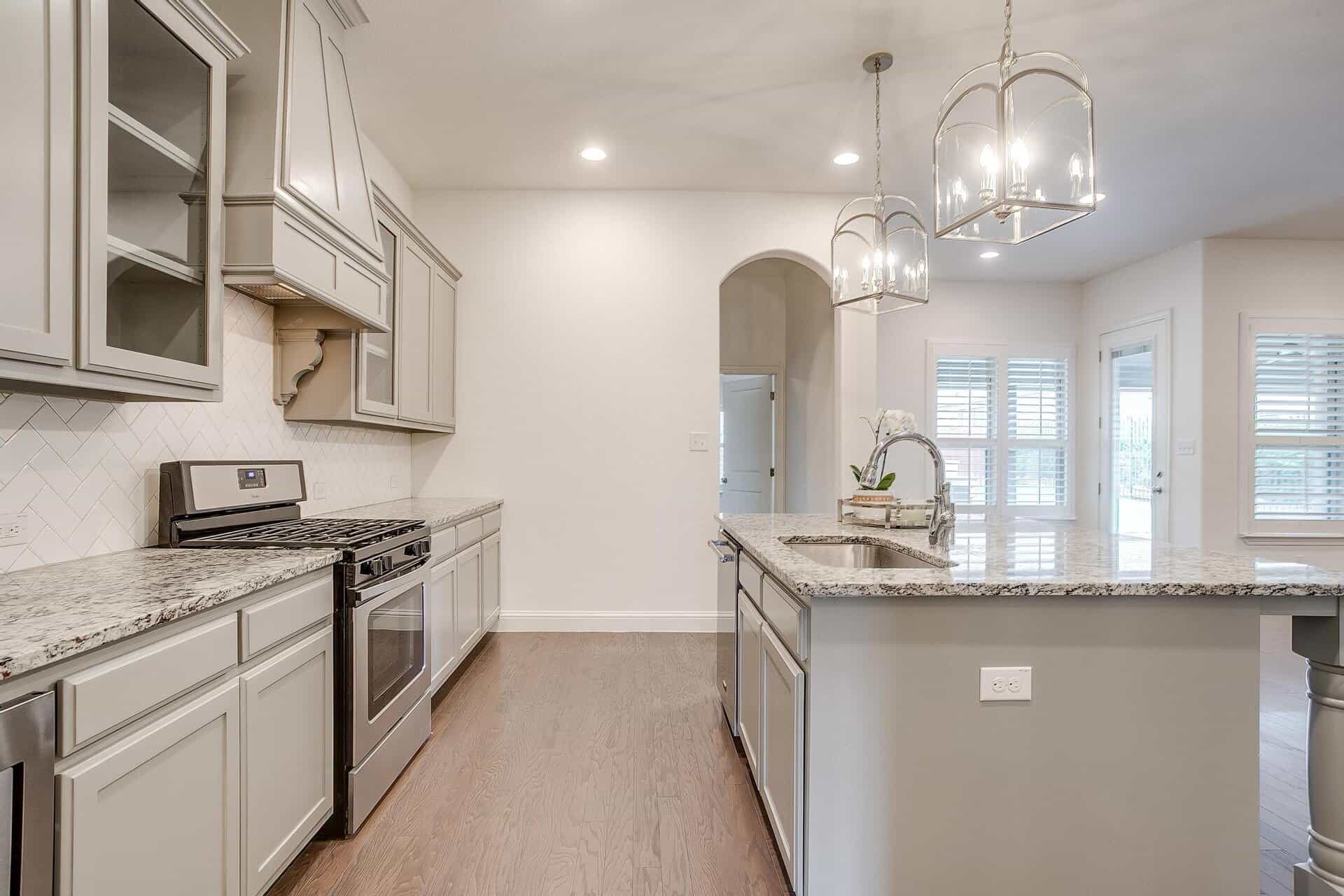 An image that shows 301 Bluestem Ln (6 Of 42)