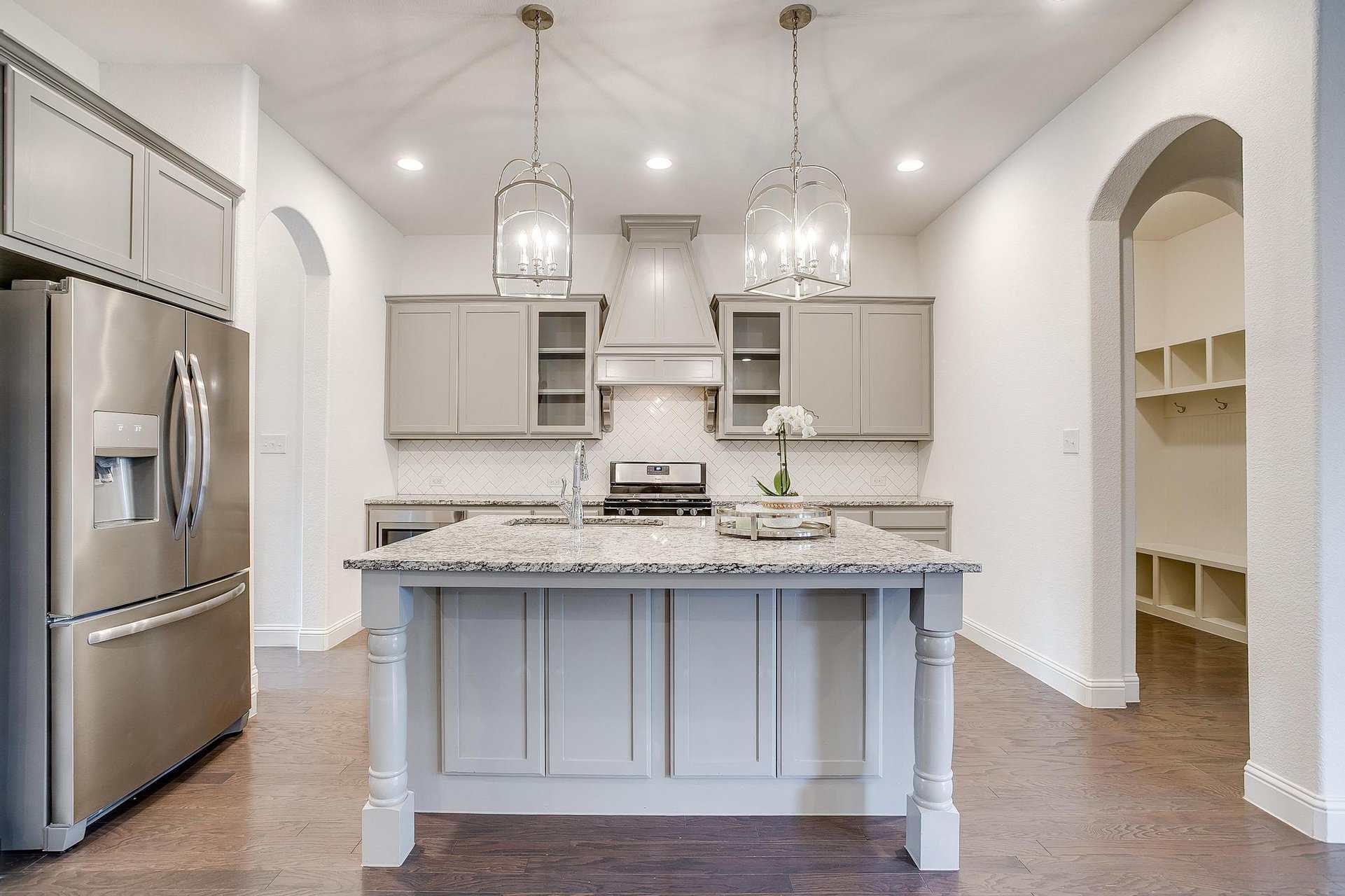 An image that shows 301 Bluestem Ln (8 Of 42)
