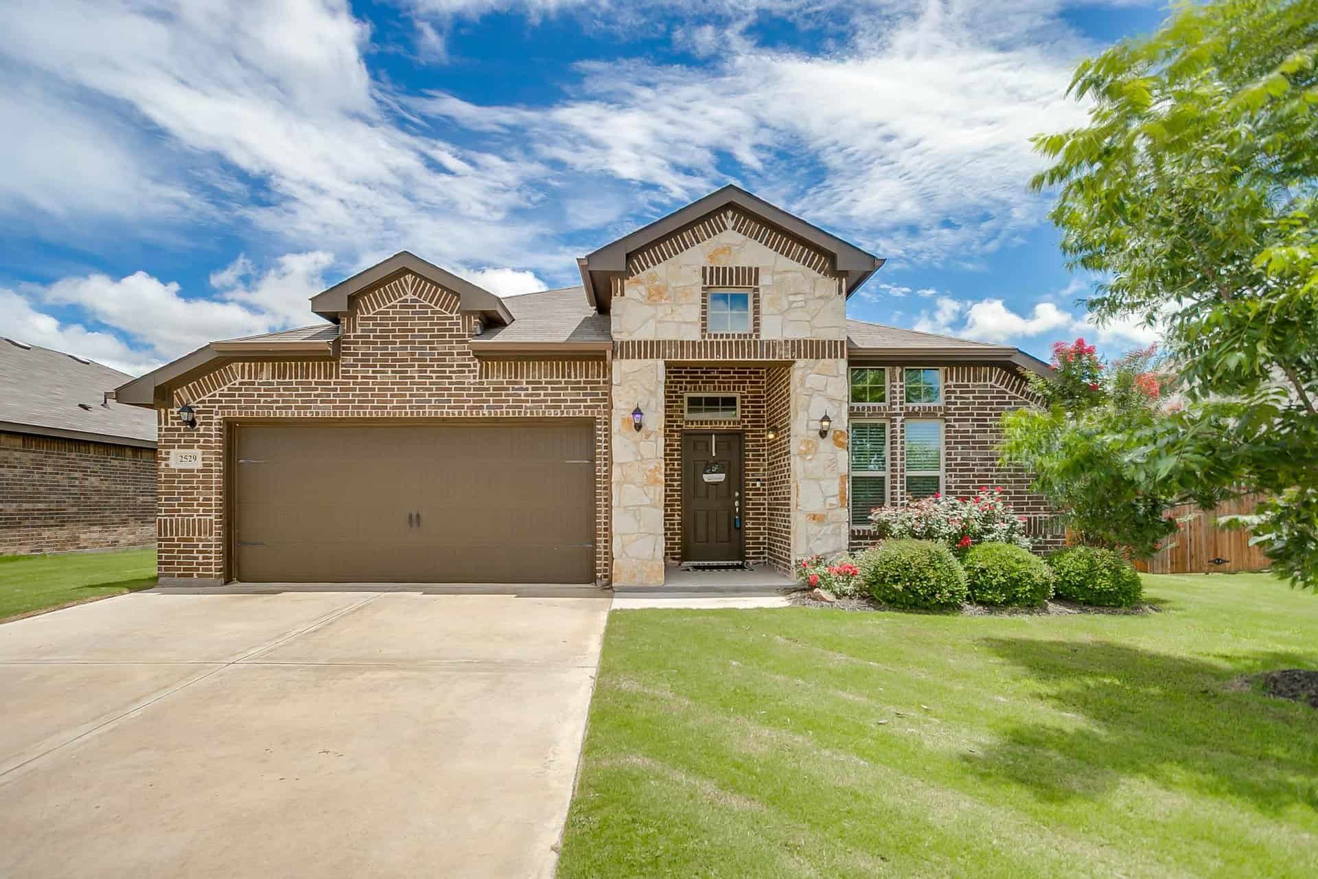 An image that shows 2529 Silver Fox Trail (5 Of 58)