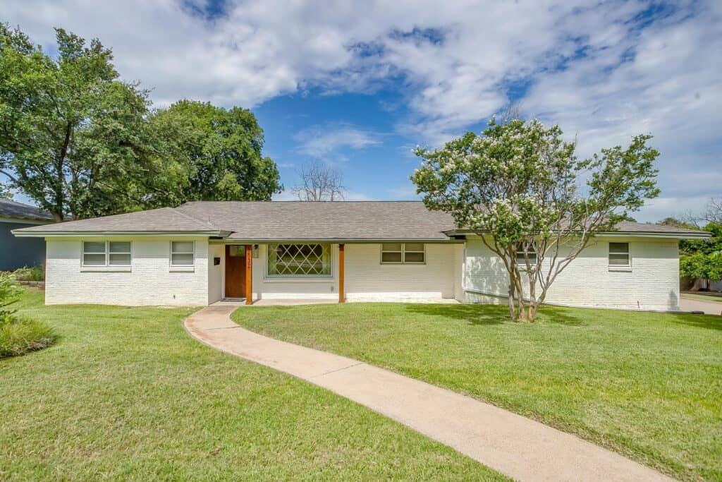 An image that shows 5532 Wonder Dr (2 Of 60)