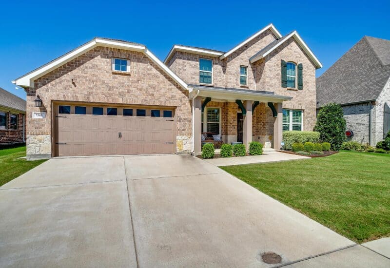 An image that shows 7508 Pondview Ln (1 Of 42)