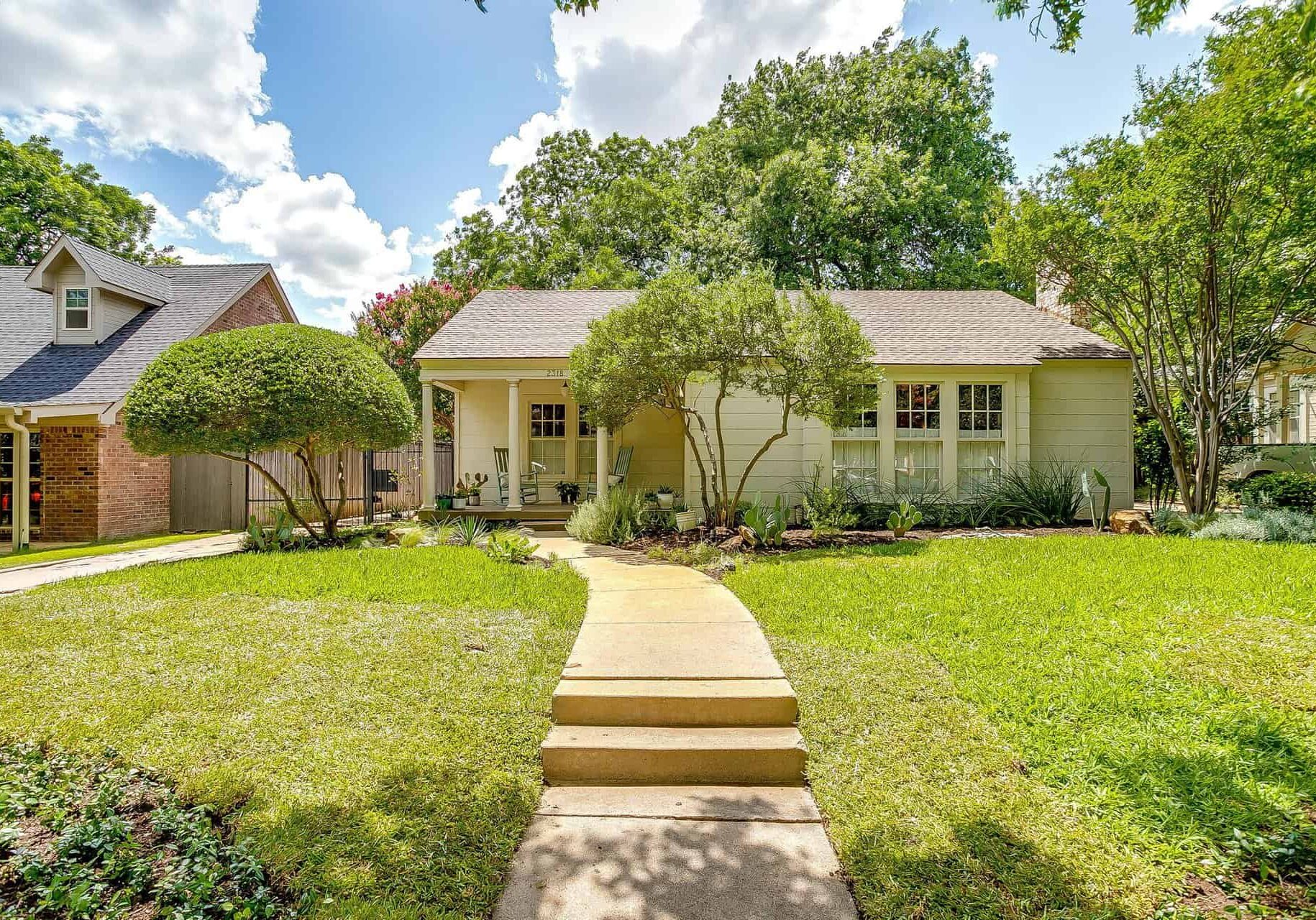 An image that shows 2318 Stanley Ave (2 Of 42)