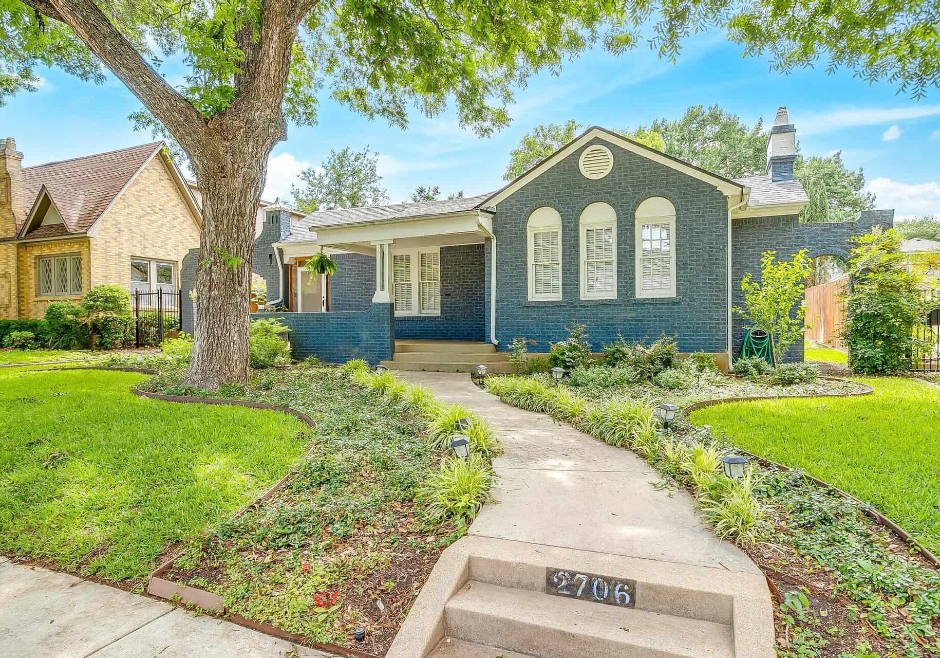 An image that shows 2706 Cockrell Ave (1 Of 47)