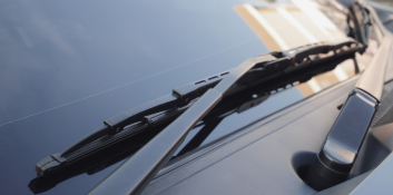 Windshield repair by Nate’s Gona Fix It, specializing in quick and reliable auto glass fixes.