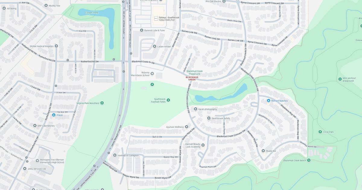 Map of Sunset Park showing parks, water bodies, and residential streets in the area.