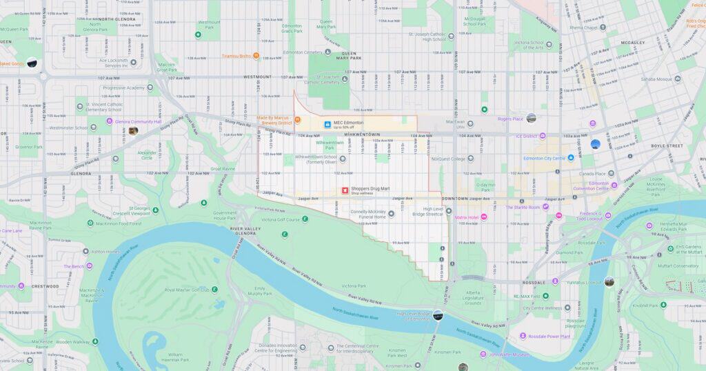 Detailed city map showing streets, parks, river, and various landmarks with color-coded routes and points of interest.
