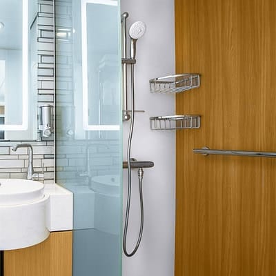 Category B Balcony Suit Bathroom