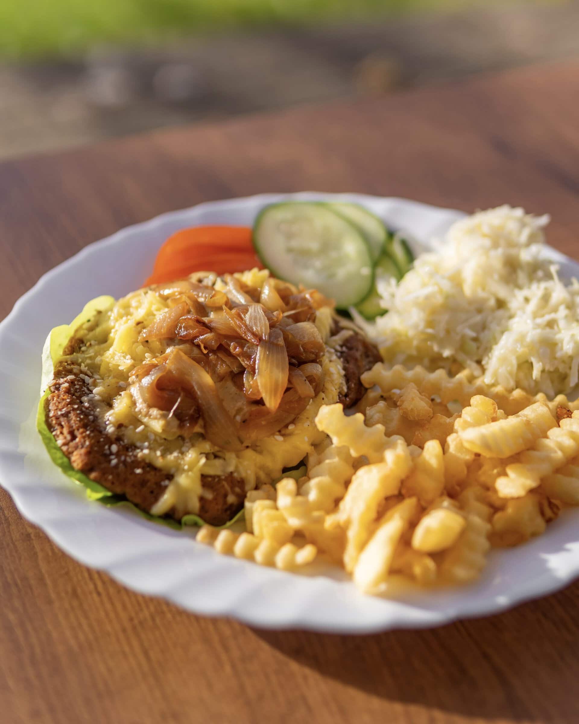 Rekalibracija, restoran, šefov stejk, kvalitetno meso, ukusni obroci, srpska kuhinja.