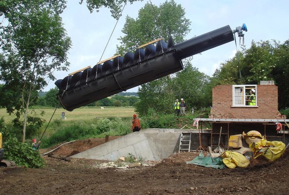 Case Study – Micro hydro Archimedes Screw turbine at Tipton Mill