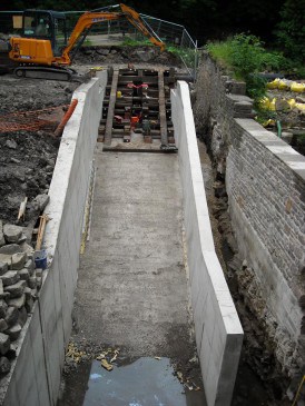 Renewables First - New Mills Archimedes screw 