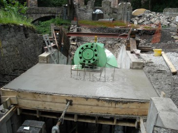 Renewables First - New Mills Archimedes screw 