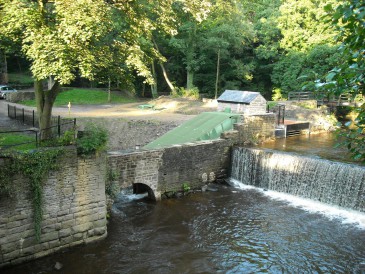 Renewables First - New Mills Archimedes screw 