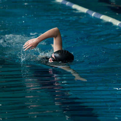 5 Manfaat Berenang Bagi Kesehatan Tubuh!