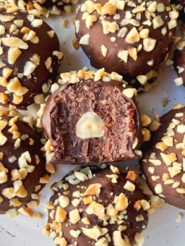 Thumbnail image for Ferrero Rocher protein balls recipe.