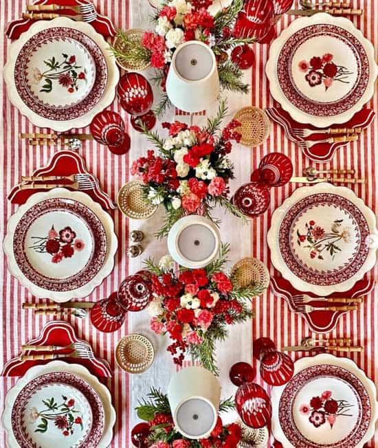 Red and White Tablescape