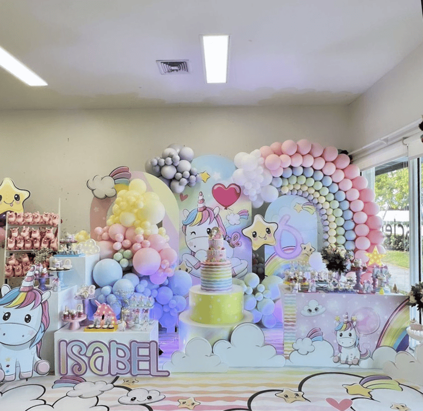 Unicorn party decor