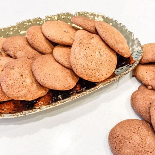 The-Most-Delicious-Chewy-Chocolate-Chip-Cookies-To-Wow-A-Crowd