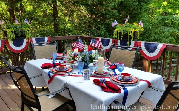 Old Fashioned Table Decor