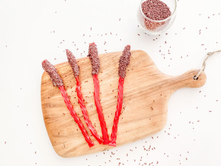 Make Your Own Edible Harry Potter Wizard Wands