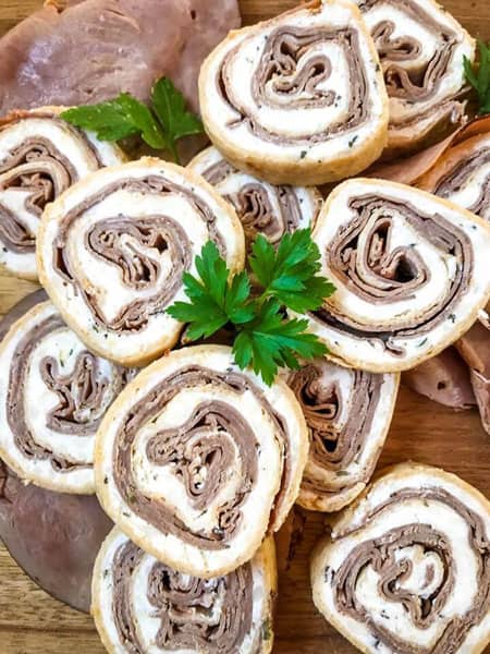 Horseradish Roast Beef Pinwheels
