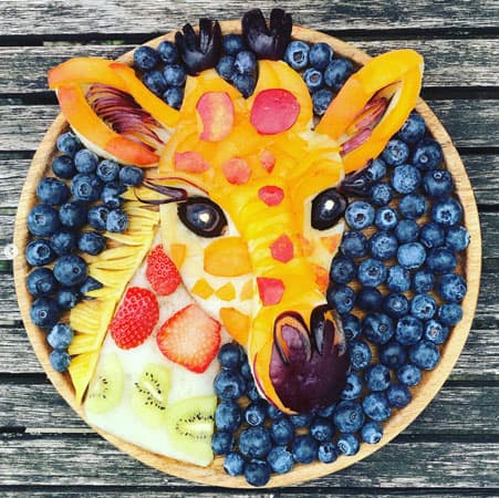 Giraffe fruit platter