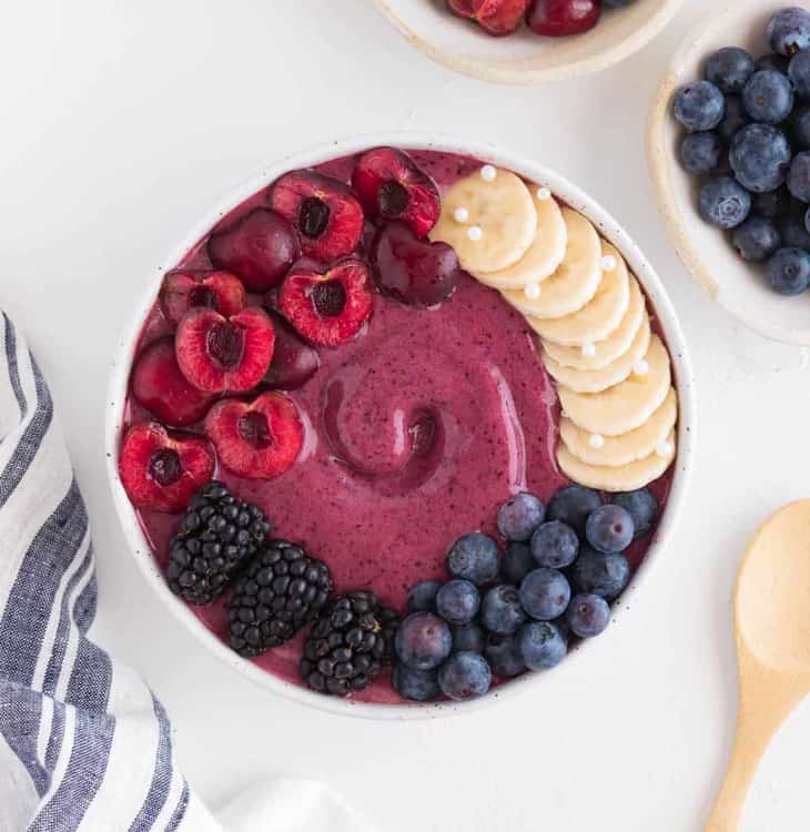 Cherry Berry Smoothie Bowl
