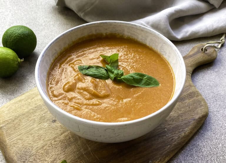 Tomato basil soup