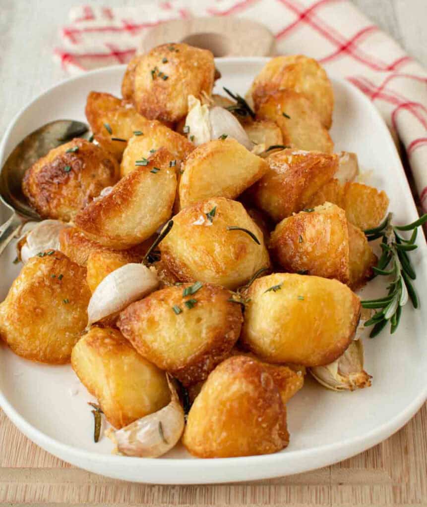 Garlic & Rosemary Roast Potatoes