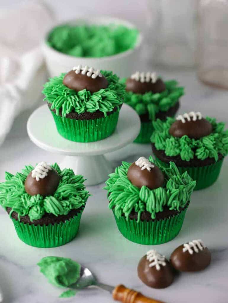 Easy Football Cupcakes