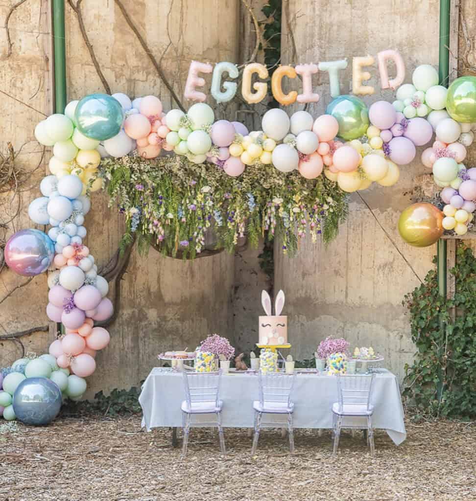 Eggcited Table Stying