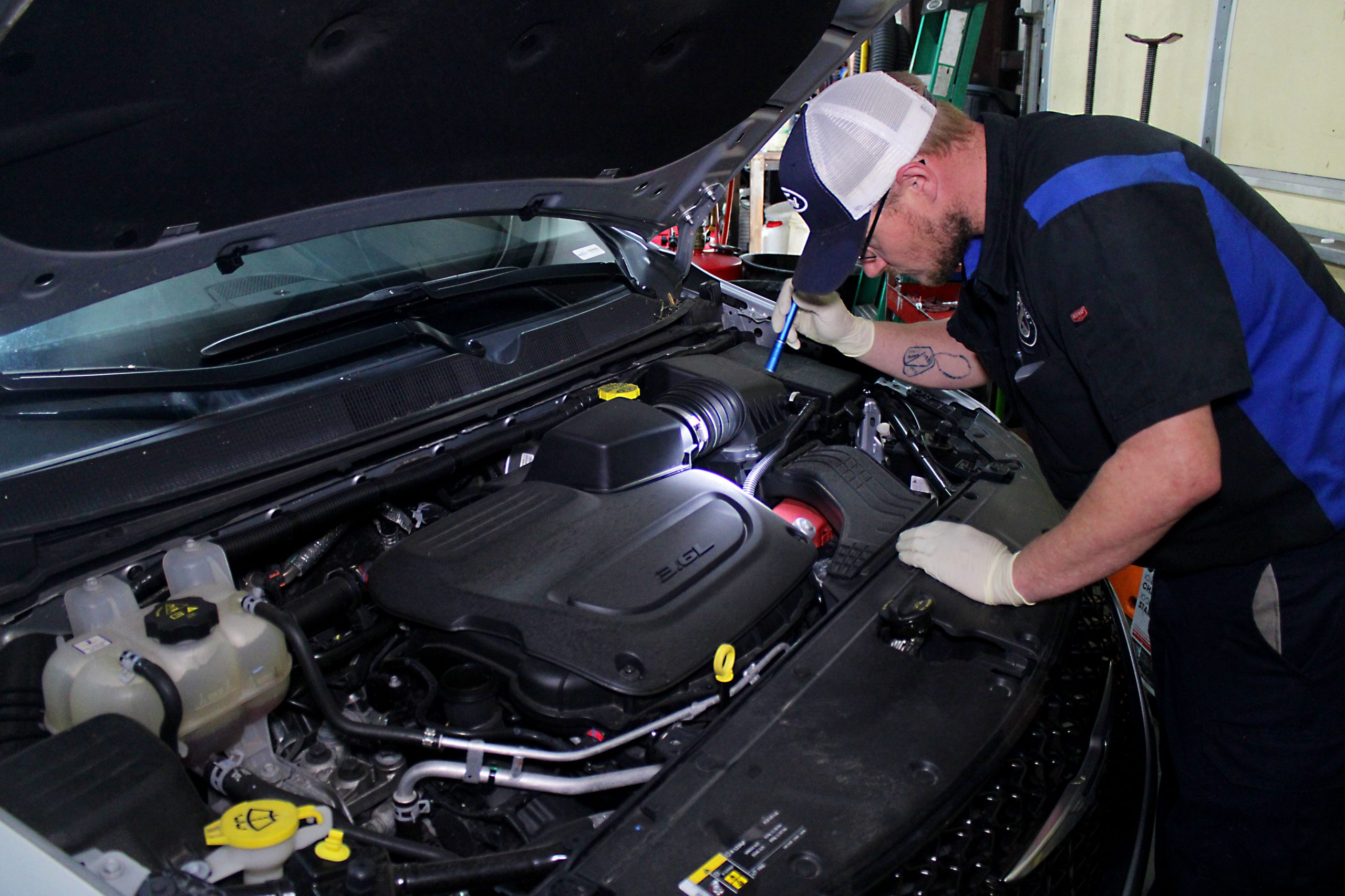 Don’t Let the Heat Win: A Local’s Guide to Auto Air Conditioning Repair in Murfreesboro, TN